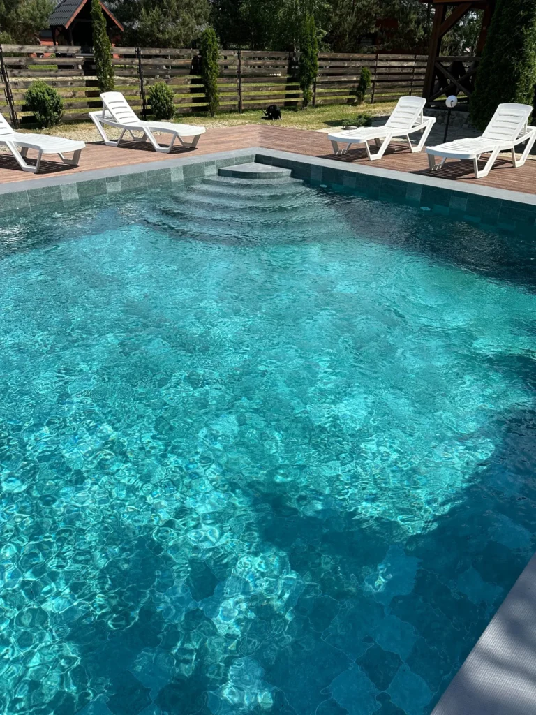 Будівництво басейнів