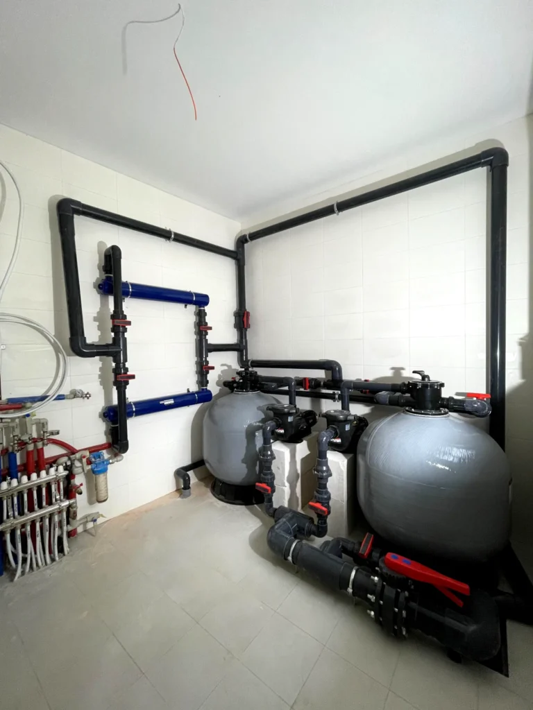 pfpool_pool_equipment_room