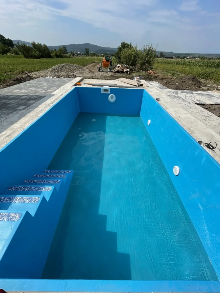 pfpool_private_pool_blue